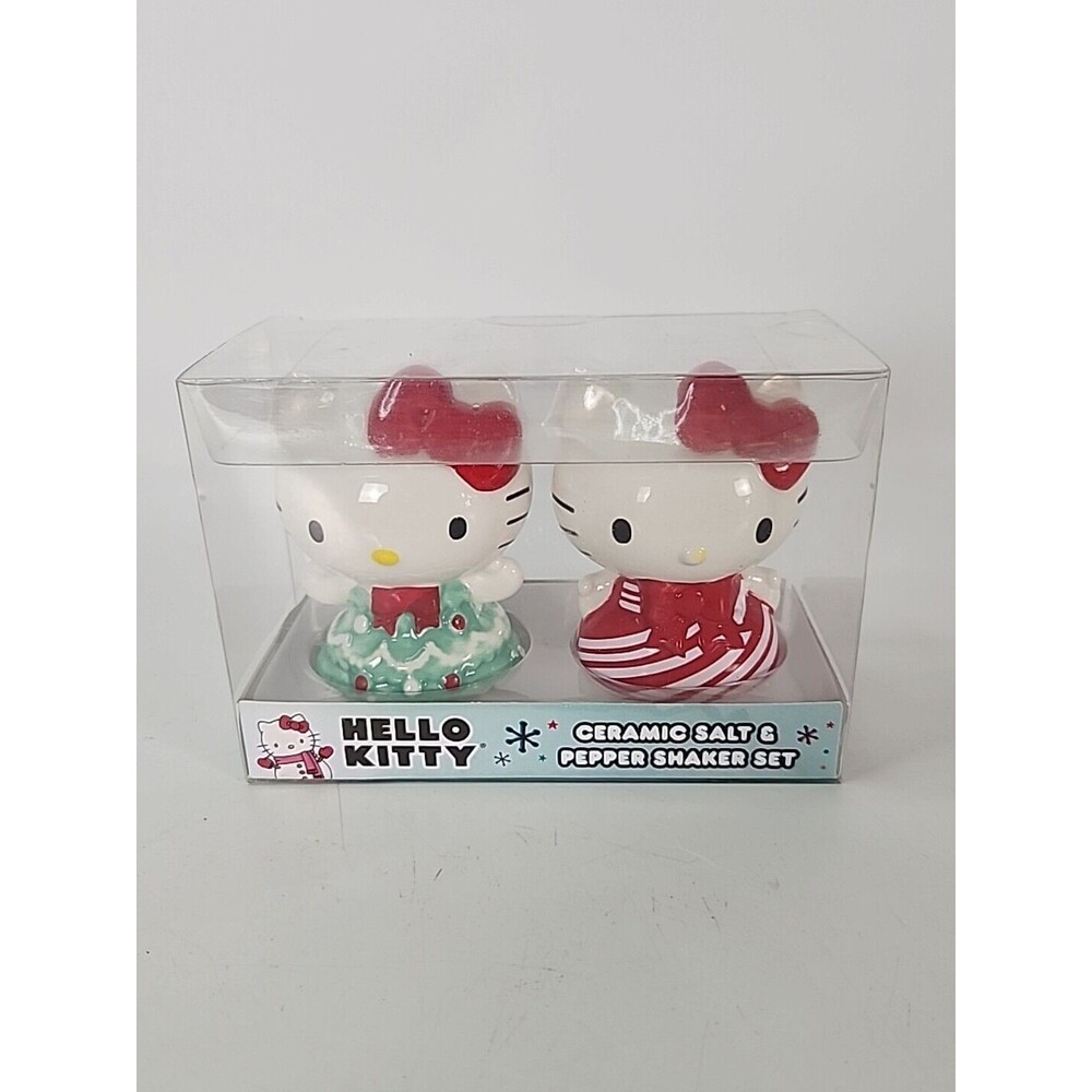 Hello Kitty Christmas Ceramic Salt and Pepper Shakers Sanrio New! 2023 Holiday